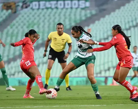 CENTELLAS GANAN EN TORREÓN CON GOL DE ÚLTIMO MINUTO