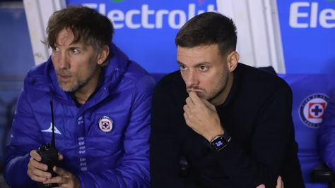 CRUZ AZUL OFRECIÓ PUESTO DE DT A AUXILIAR DE ANSELMI; BUSCABAN CONTINUIDAD DEL PROYECTO
