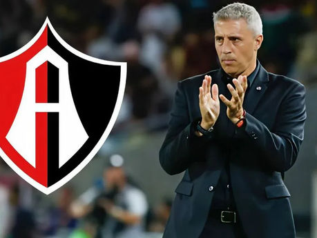 HERNÁN CRESPO SE PERFILA COMO NUEVO TÉCNICO DEL ATLAS TRAS LA SALIDA DE DIEGO COCCA 