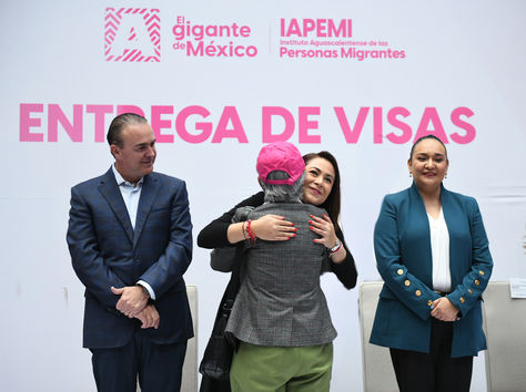 100 ABUELITOS RECIBIERON SU VISA PARA REUNIRSE CON SUS FAMILIARES EN ESTADOS UNIDOS, GRACIAS AL PROGRAMA “REENCONTRANDO CORAZONES” QUE IMPULSA TERE JIMÉNEZ