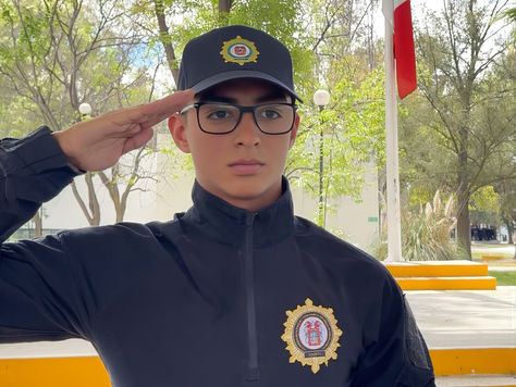 CAMBIÓ LA MEDICINA POR EL UNIFORME: JOSÉ ANTONIO ENCONTRÓ EN LA POLICÍA SU VOCACIÓN DE SERVICIO