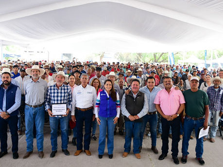 TERE JIMÉNEZ ACERCA APOYOS A PRODUCTORES Y FAMILIAS DEL CAMPO