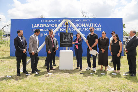 TERE JIMÉNEZ IMPULSA LA EDUCACIÓN DE VANGUARDIA CON NUEVO LABORATORIO DE AERONÁUTICA EN LA UNIVERSIDAD POLITÉCNICA DE AGUASCALIENTES