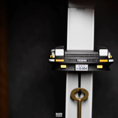 TOYOTA AE86 Keychain Holder | Time Machine - AE86