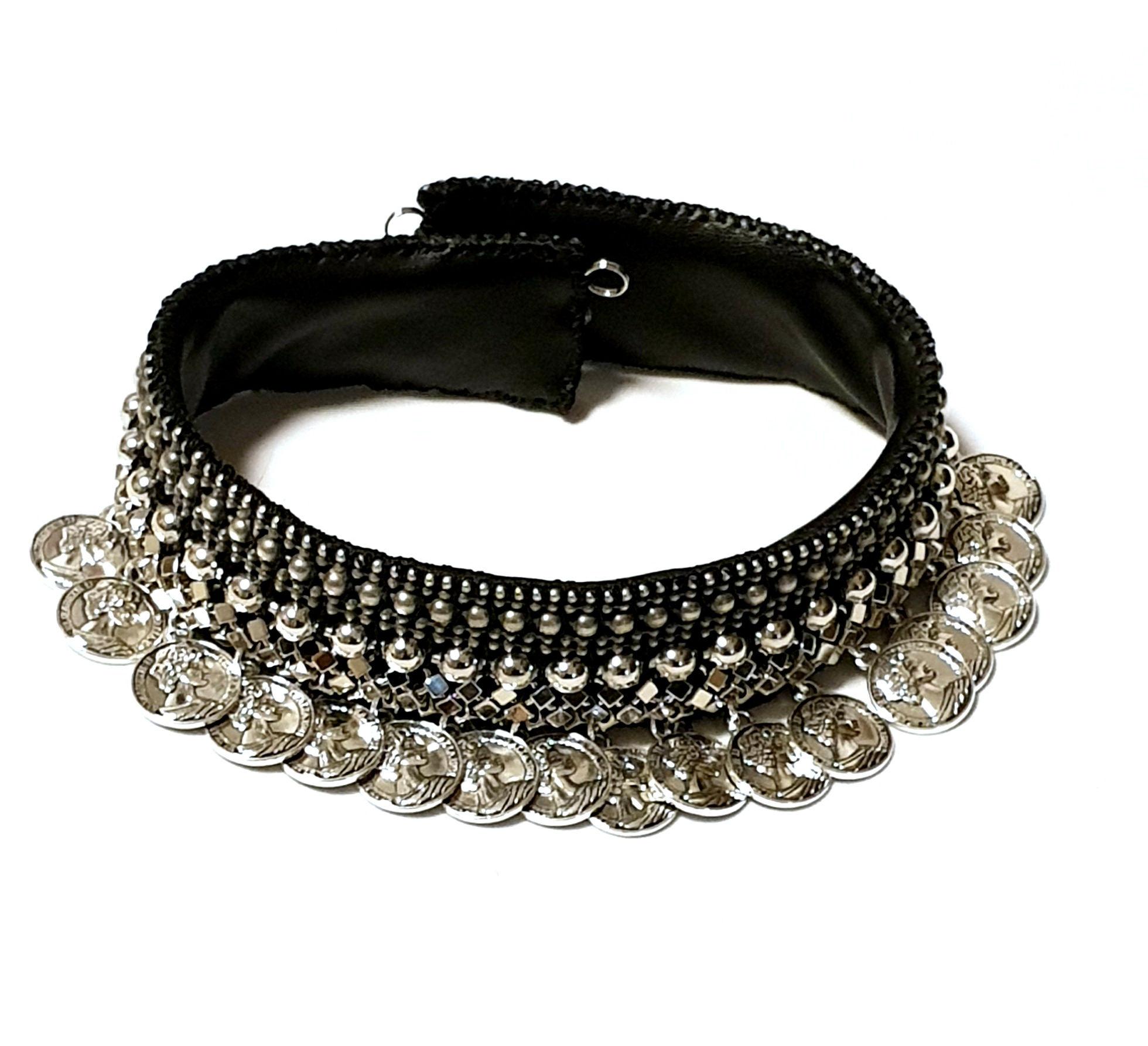 Coins collar