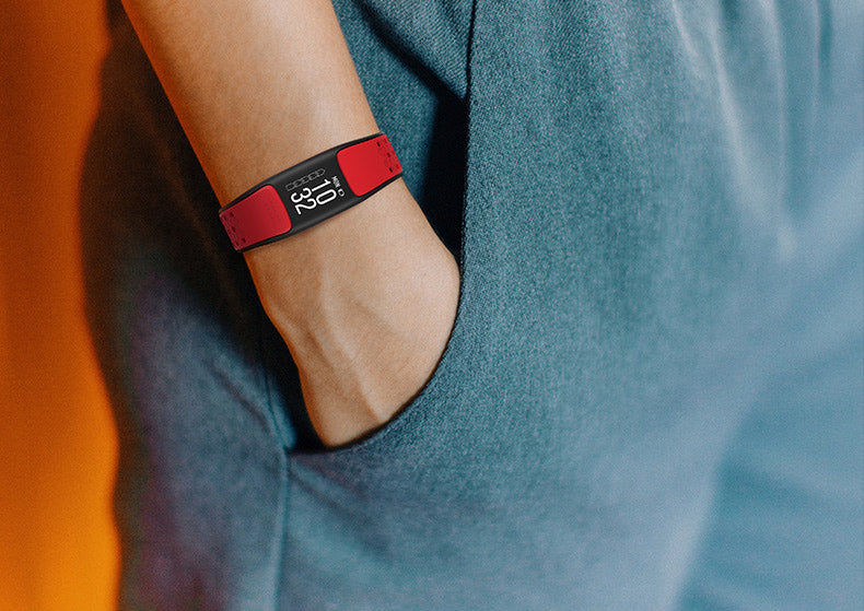 Thumbnail: Smart Fit Sporty Fitness Tracker and Waterproof Swimmers Watch