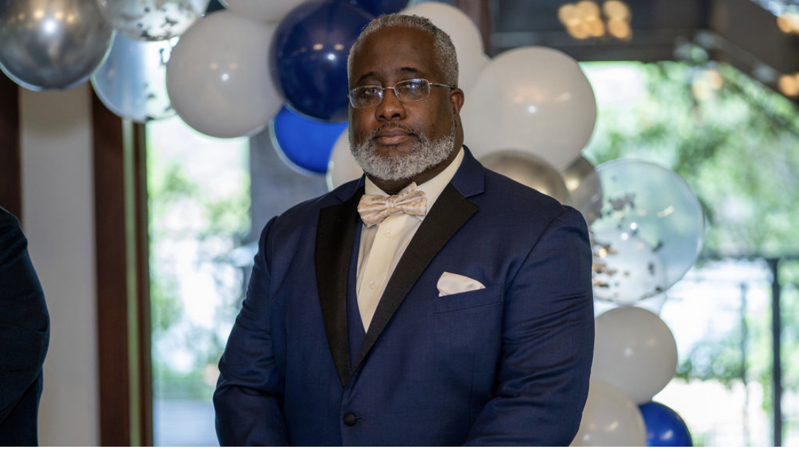 Writer: Gregory Perkins Sr.