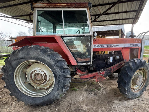 MASSEY FERGUSON 2640 TRACTOR, consigned in April 4, 2026 Auction
