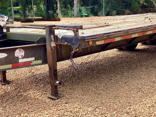PINTLE HITCH TRAILER, consigned in October 4, 2025 Auction