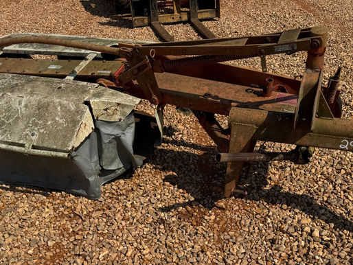 PZ STYLE HAY CUTTER, consigned in April 4, 2026 Auction