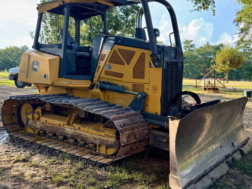 JOHN DEERE 700 K LGP BULL DOZER, consigned in October 4, 2025 Auction