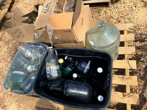 PALLET OF MISC. GLASS JARS AND GARDEN WINDMILL, consigned in April 4, 2026 Auction