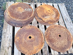 LOT OF 1 1/8 INCH GAIN BOLT (AXLE) 8 BLADES, consigned in October 3, 2026 Auction