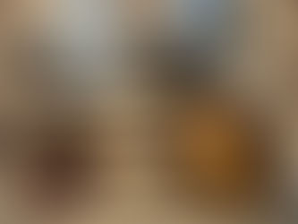 PALLET OF CAST IRON AND STAINLESS STEEL POTS, consigned in April 4, 2026 Auction