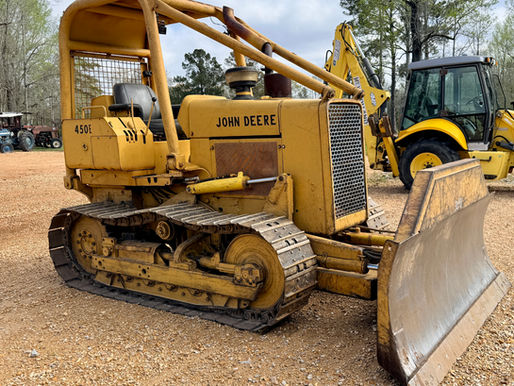 JOHN DEERE 450 E DOZER, consigned in April 4, 2026 Auction