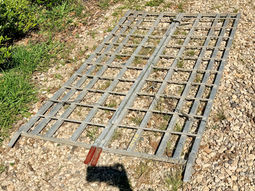 SET OF ALUMINUM RAMPS, consigned in April 4, 2026 Auction