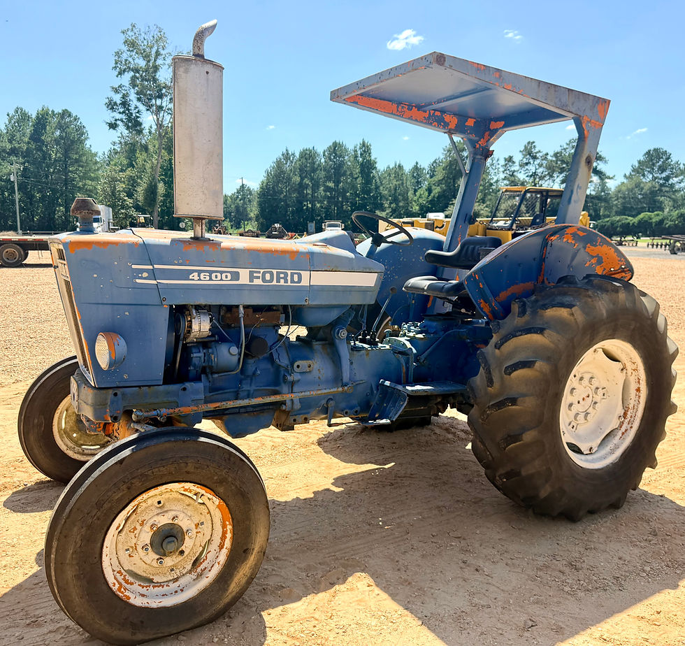 FORD 4600 TRACTOR, consigned in October 3, 2026 Auction