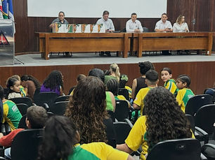 👓 41 ALUNOS DE TIMÓTEO RECEBEM ÓCULOS GRATUITAMENTE PELO PROGRAMA MIGUILIM