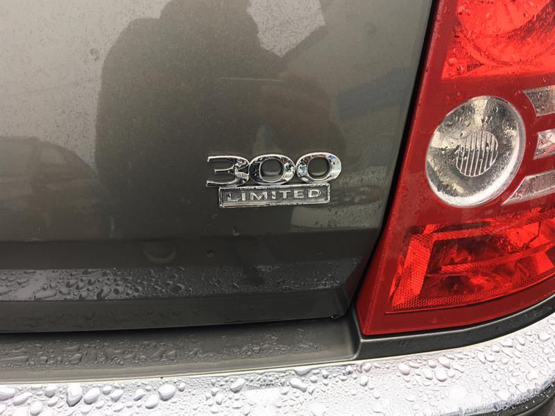 Miniature : CHRYSLER 300 2008 LIMITED