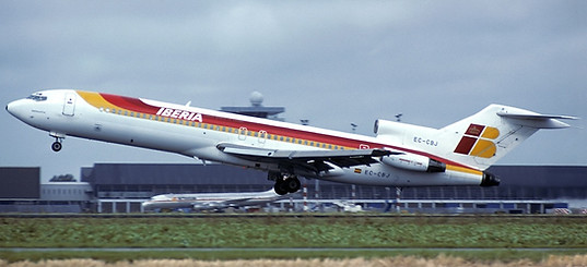 Iberia_Boeing_727-256Adv_EC-CBJ.jpg