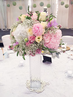 Eddie & Grace wedd decor-6