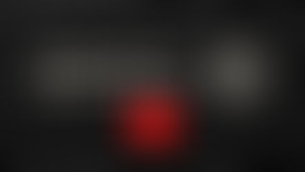 ogotipo oficial de HOLISTÓCRATA con estética nocturna anunciando el lanzamiento oficial del nuevo canal de YouTube La Bóveda de Holistócrata.
