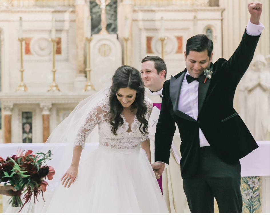 Rachel & Barney: the bride & groom celebrate at Washington DC church