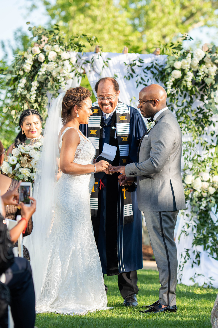 Designs by Oochay DC MD VA Wedding Florist & Event Design The River View at Occoquan