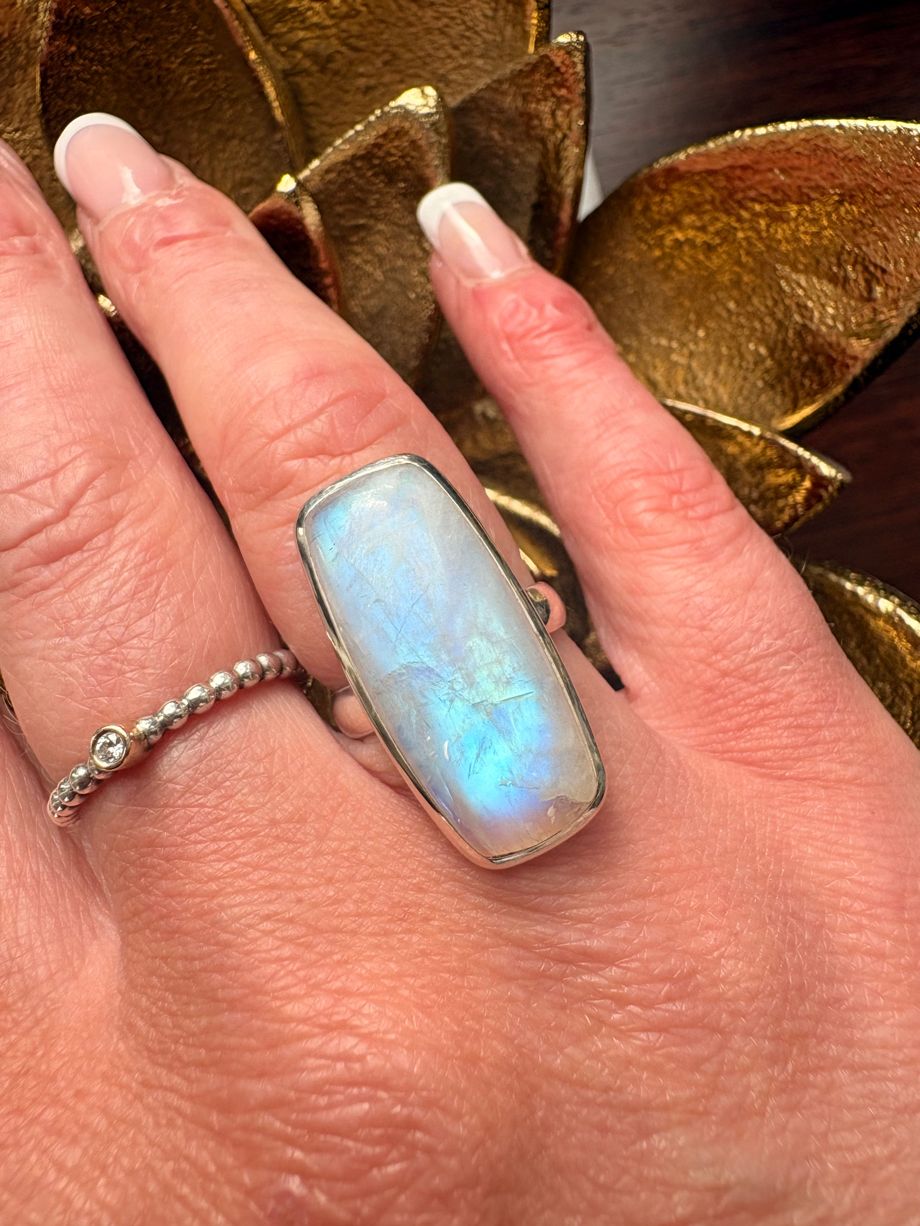 Rainbow Moonstone Ring π€ π
