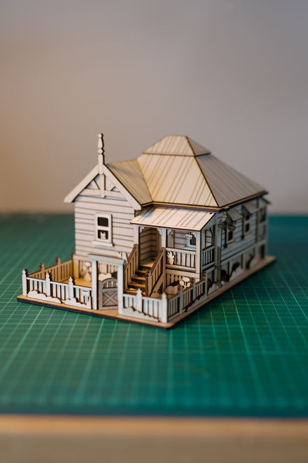 Sarah Capon Model Kit