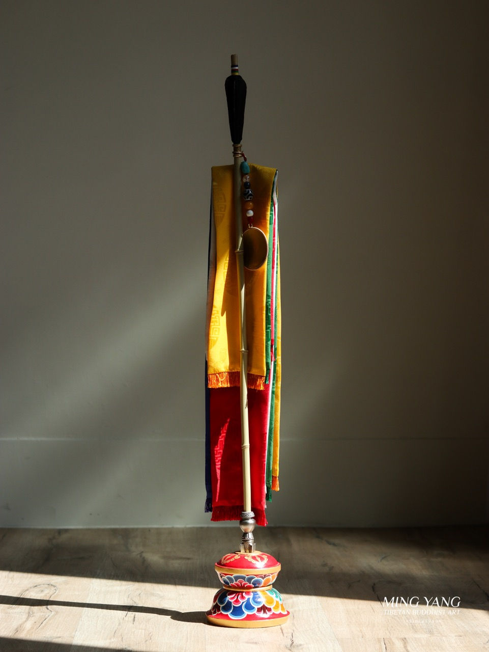 縮圖：財神旗／長壽旗／招財箭／長壽箭附木座附套 Dadar with wood base and cover #Ａ