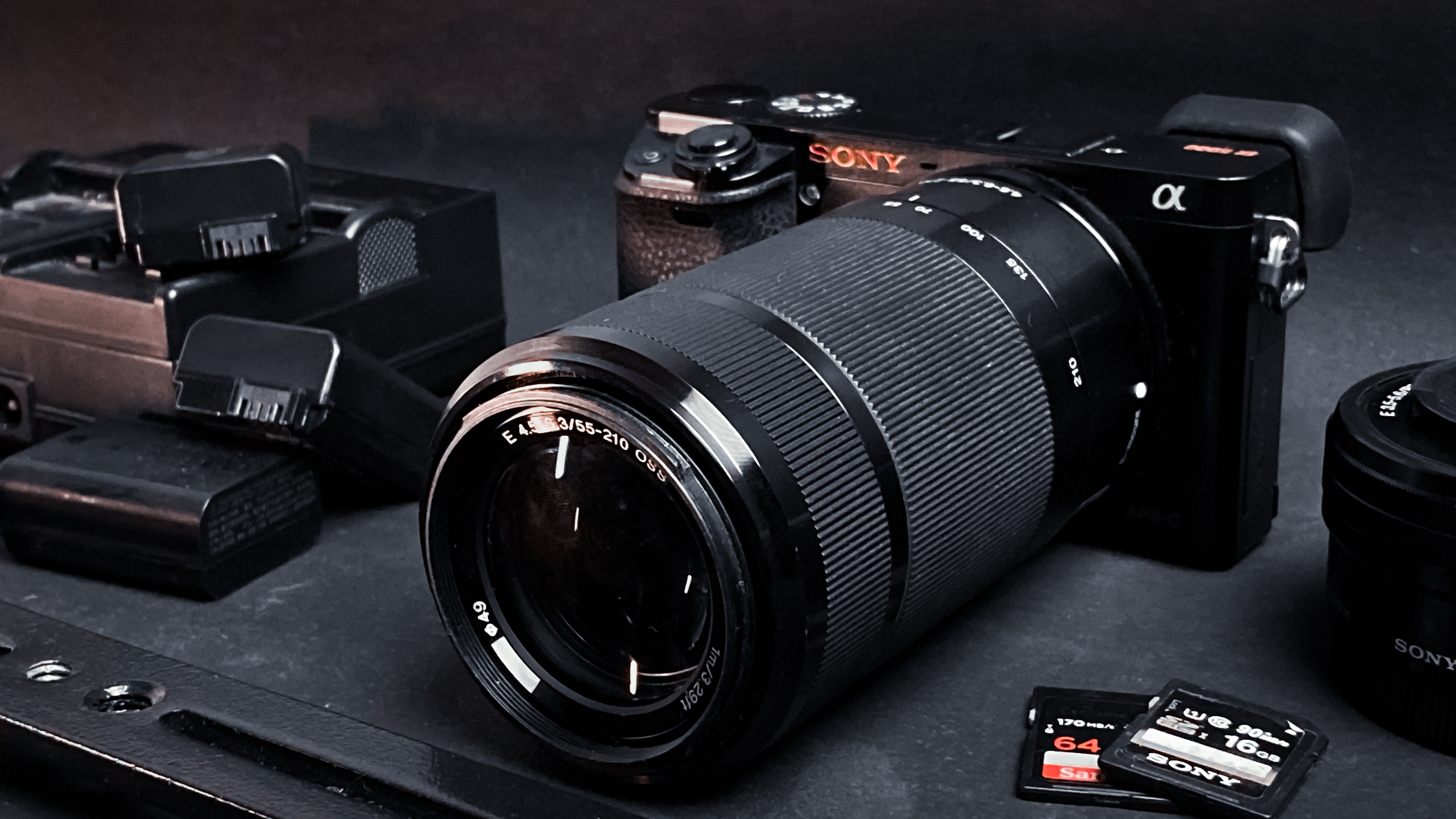 Moddy Black Camera