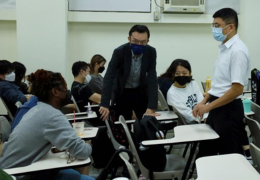 【報導】淡江時報社上船飯糰照 支持永續