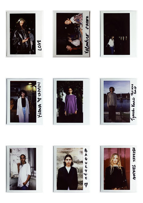 Fotografías instantáneas tomadas por Arnau Casado en la semana de la moda, Paris Fashion Week 2021.
Fotógrafo callejero, street photographer Paris, analog photo, fotografía analógica.