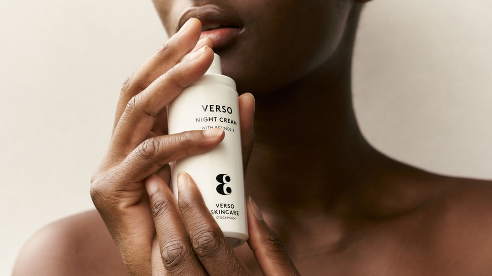 Fotografía de producto y modelo para cosmética, still life and model shot for cosmetic brand