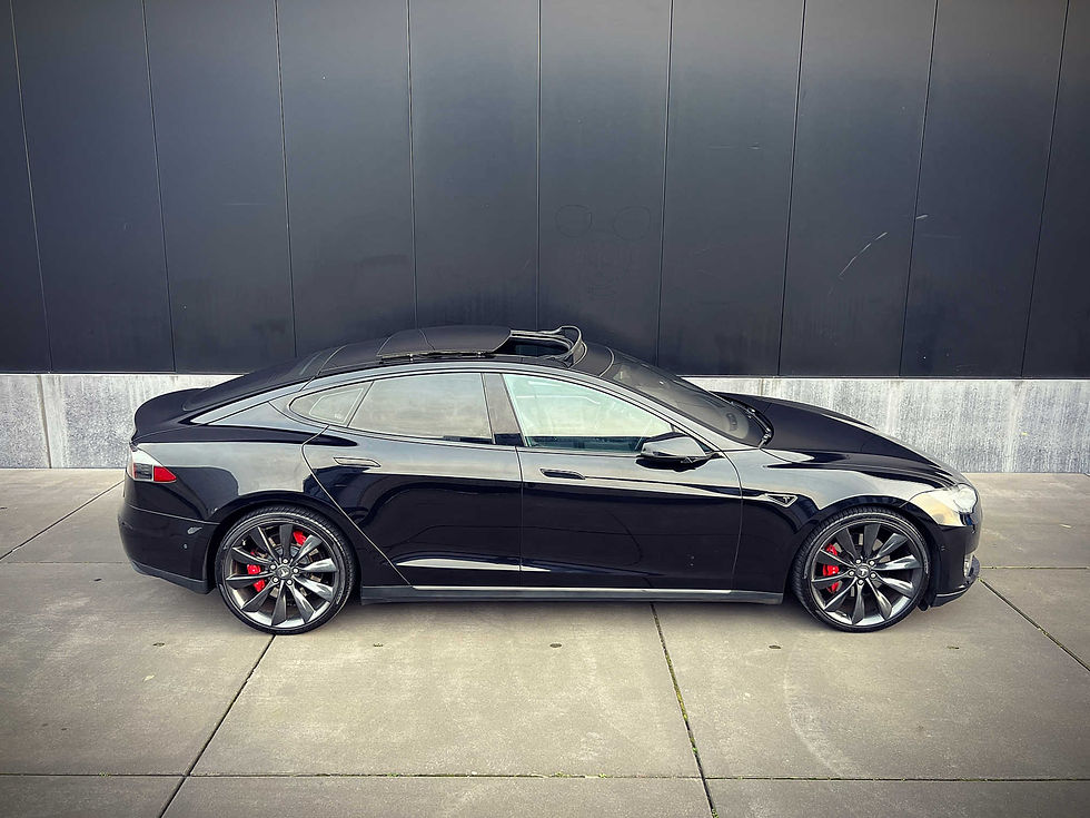 Thumbnail: Tesla Model S 70D