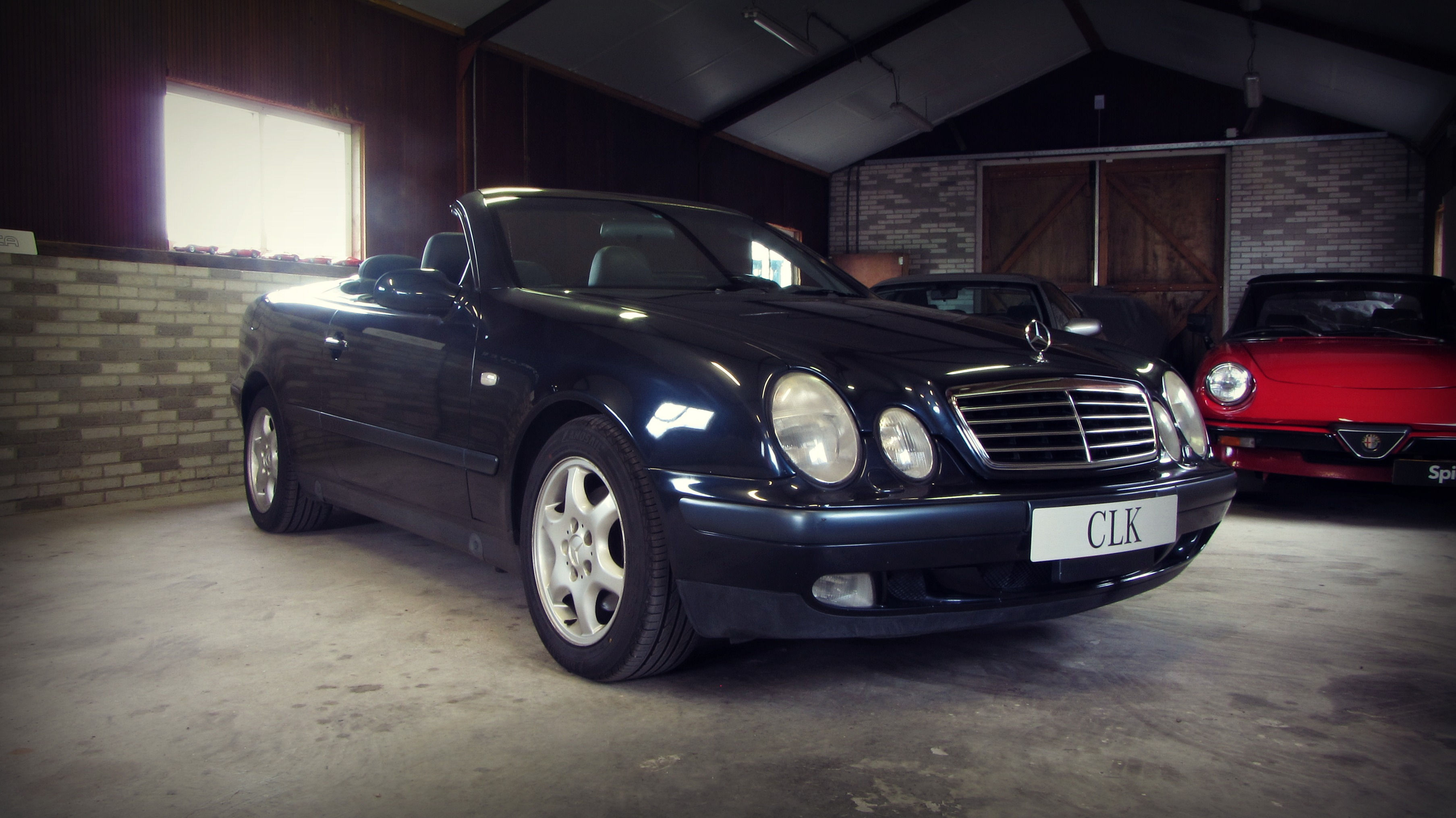 Mercedes-Benz CLK 320 (A208)