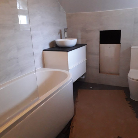 Bathroom at Winifred Street.jpeg