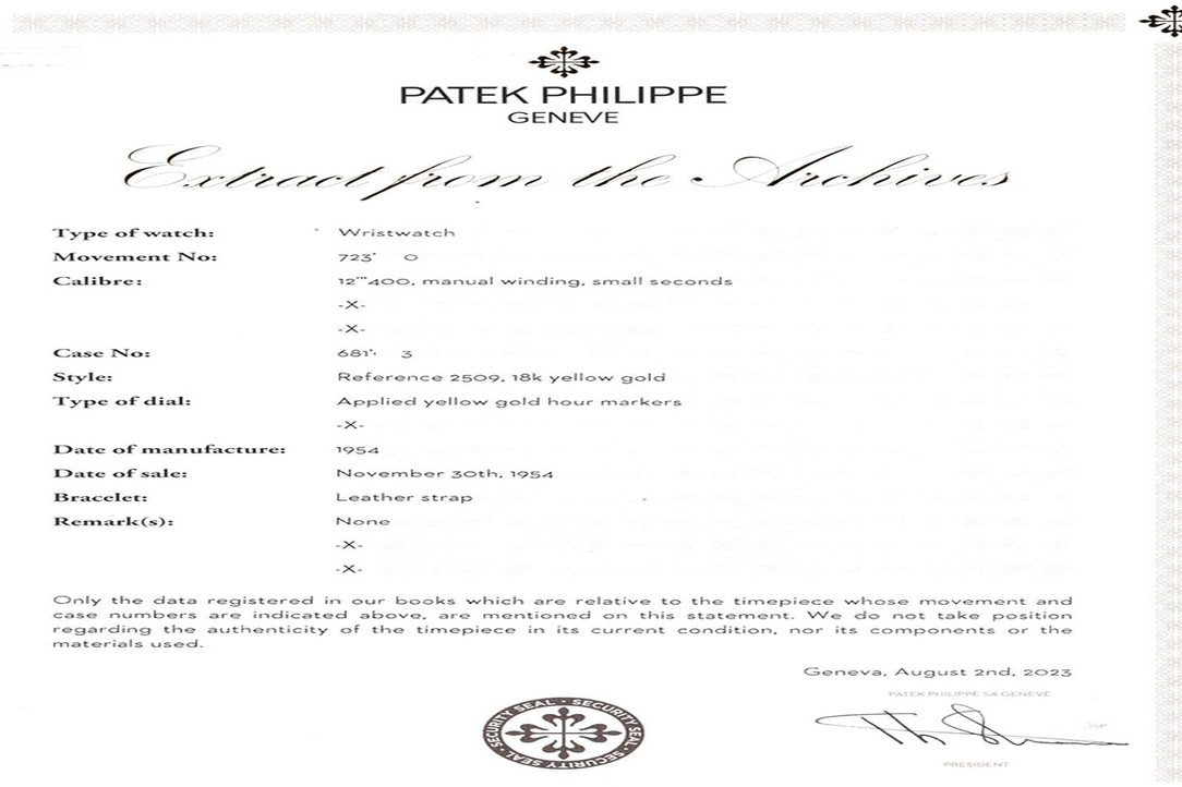Extract From The Archives To 1954 Patek Philippe Calatrava 18K Yellow Gold Ref. 2509