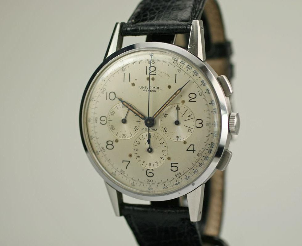 1940's Universal Geneve Compax Oversized Chronograph Ref. 22430