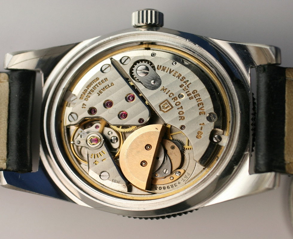 Micro Rotor Movement In 1960's Universal Geneve Polerouter Sub Vintage Wrist Watch