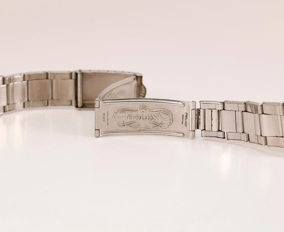 Clasp On Bracelet Of 1958 Rolex Big Crown James Bond Submariner Ref. 5510