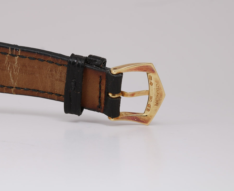 Buckle On 2005 Patek Philippe Calatrava 18K Yellow Gold Wrist Watch Ref. 3919J