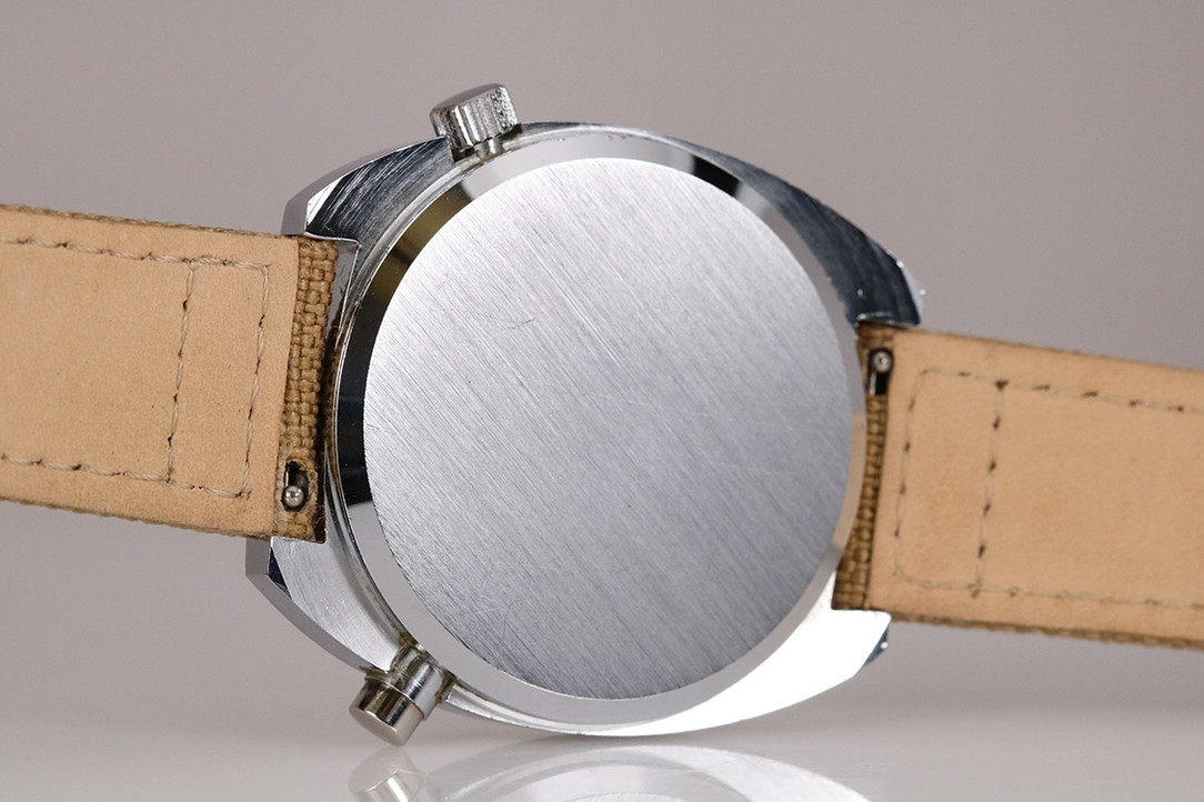 Case Back of 1976 Angelus "Répétition" 5-Minute-Repeater Vintage Wrist Watch