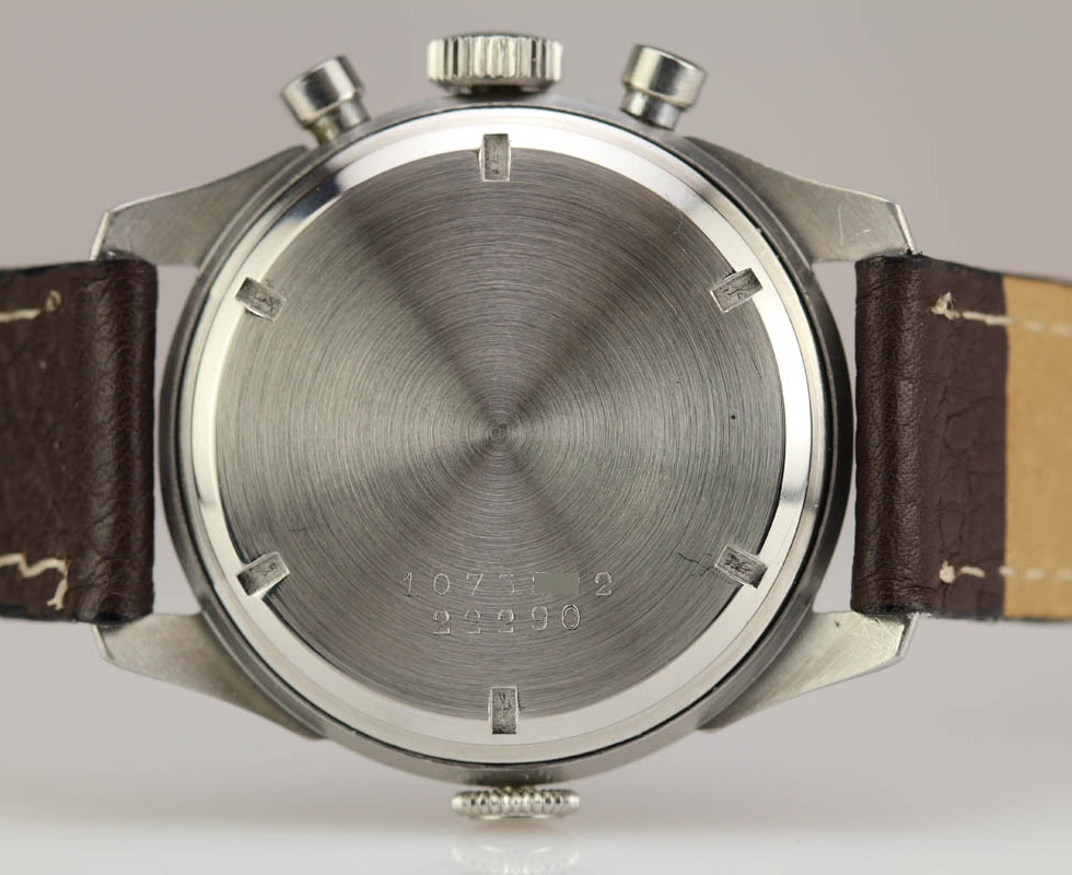 Case Back Of 1943 Stainless Steel Vintage Universal Genève Aero-Compax Wrist Watch Ref. 22290