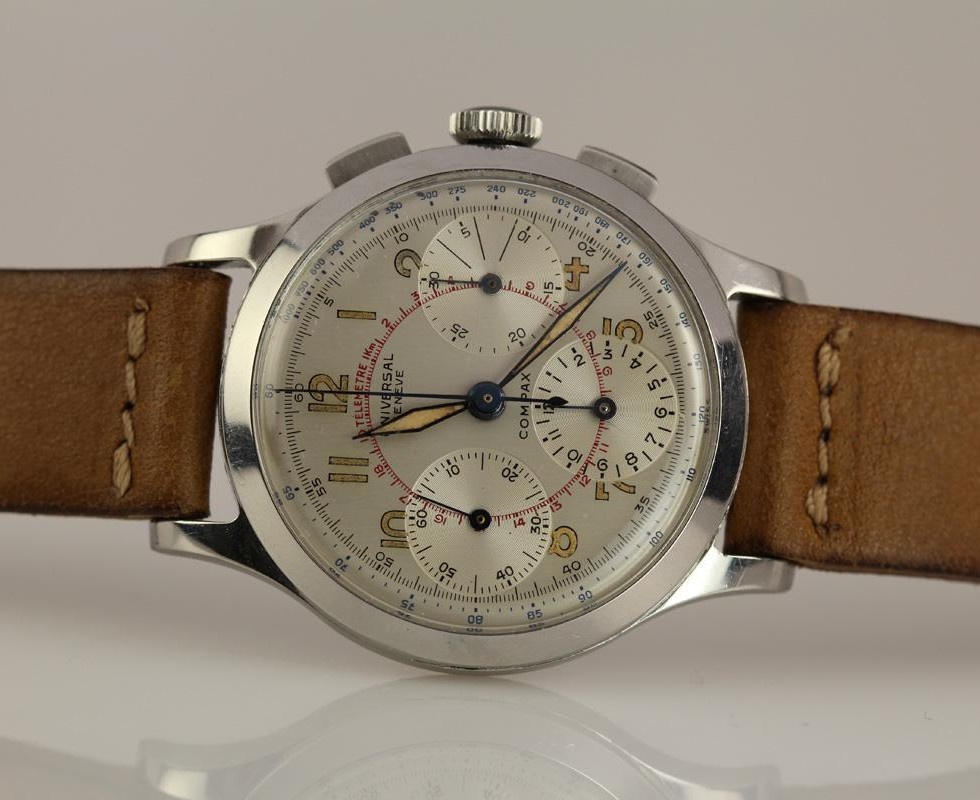 Vintage Universal Geneve Compax Ref. 22493