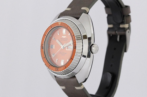 Technos Sky Diver 1000M | Matthew Bain Inc.