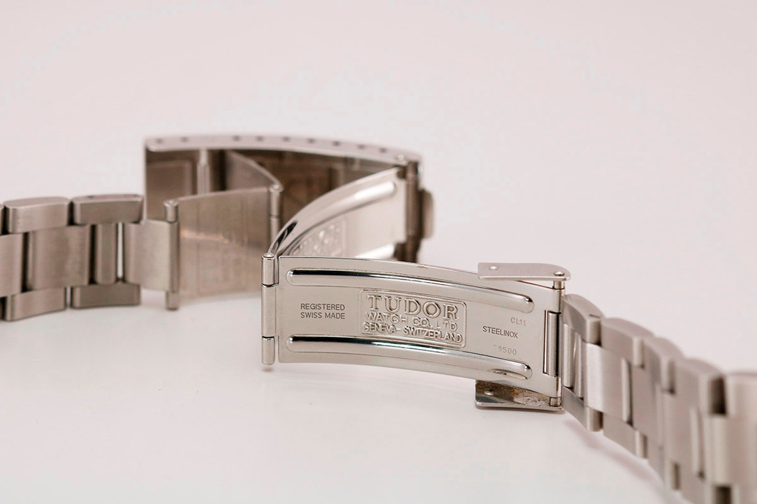 Inner Clasp Of Bracelet On 1971 Tudor Oysterdate 'Homeplate' Chronograph Ref. 7031/0