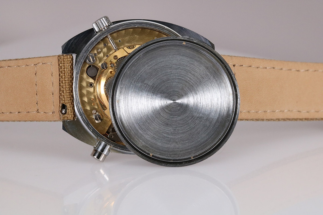 Inner Case Back of 1976 Angelus "Répétition" 5-Minute-Repeater Vintage Wrist Watch