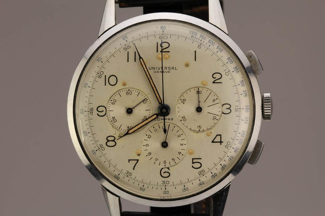 1940's Stainless Steel Vintage Universal Geneve Compax Oversized Chronograph Wrist Watch